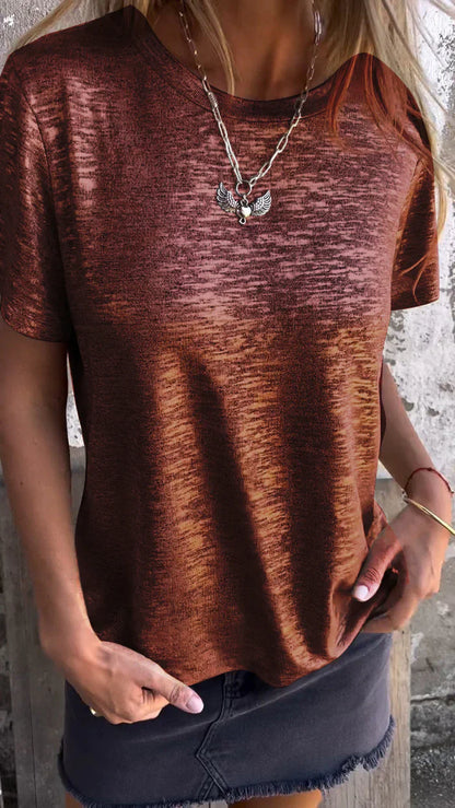 Ultra-light and stylish T-shirt for everyday comfort 