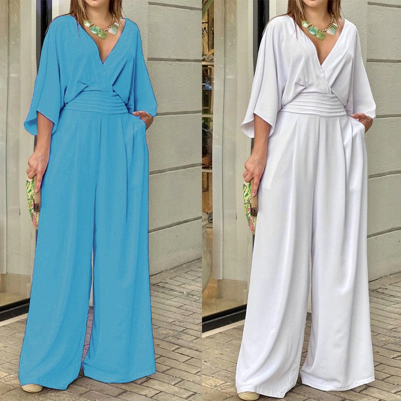 Elegant jumpsuit med V-hals og vide ben